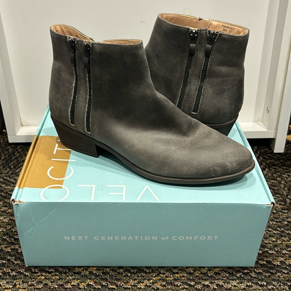 LifeStride Velocity Boots